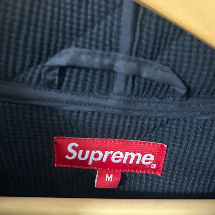 [BUNJANG] Supreme Quilted Hoodie Jacket Black / 슈프림 퀼팅 후드 자켓 블랙