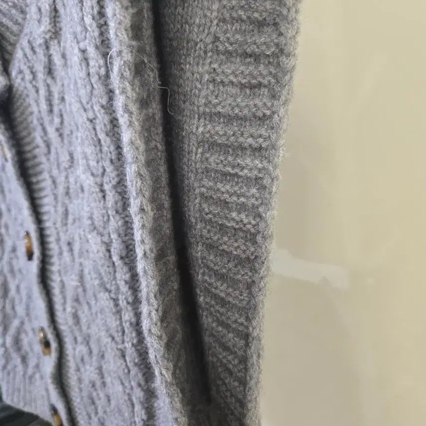 [BUNJANG] Recob Cable Knit Vest Gray / 레코브 케이블 니트 조끼 그레이