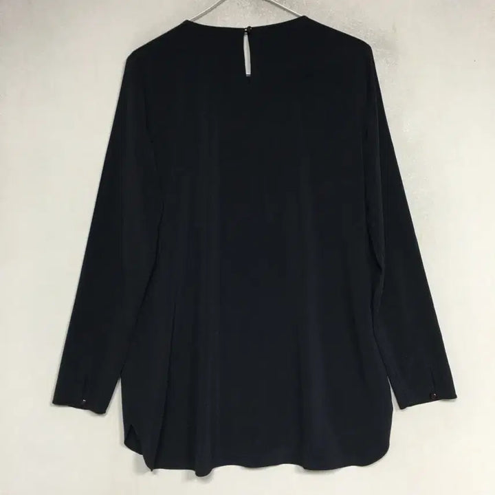 [BUNJANG] Plein de Sport Kim Hee Ae Jewel Blouse / 쁘렝땅 김희애 보석 블라우스 85
