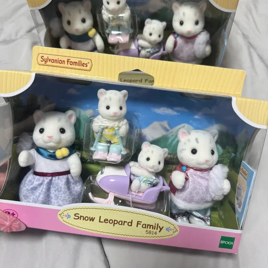 [BUNJANG] Sylvanian Families Snow Leopard Family 5814 Figure Set / 실바니안 패밀리 스노우레오파드 가족 5814 피규어