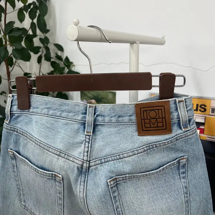 [BUNJANG] Toteme Twist Denim Pants 25 / 토템 트위스트 데님 팬츠 25