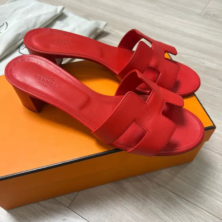 [BUNJANG] Hermes Oasis Sandals Rouge Grenadine Size 38 / 에르메스 오아시스 / 루즈 그르나딘 / 38
