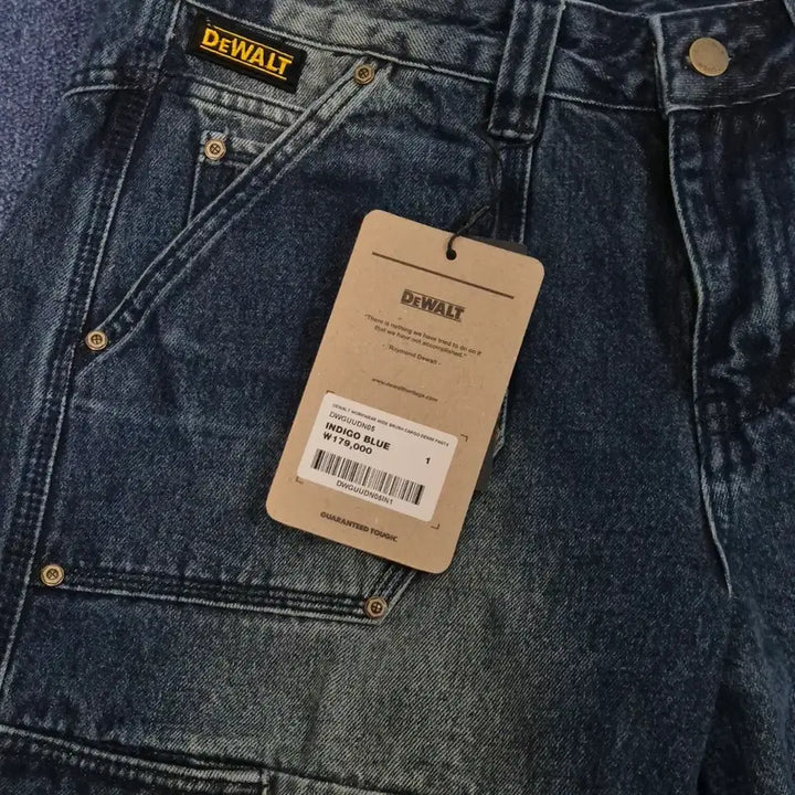 [SOLD OUT] (새상품)디월트해리티지 카고팬츠 1size [정가 179,000]