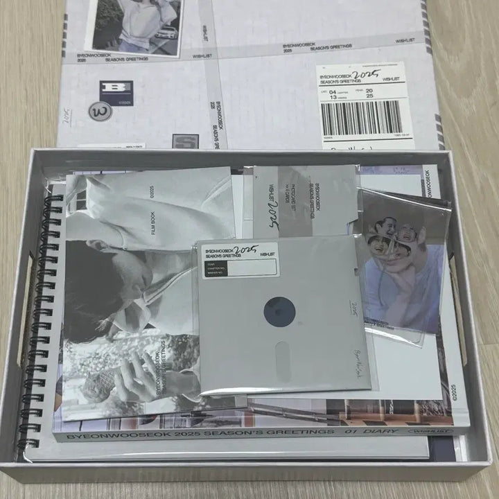 [SOLD OUT] 변우석 시즌그리팅 2025