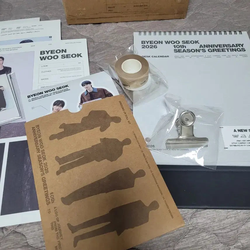 [SOLD OUT] 변우석 2026 시즌 그리팅 10주년 캘린더 세트