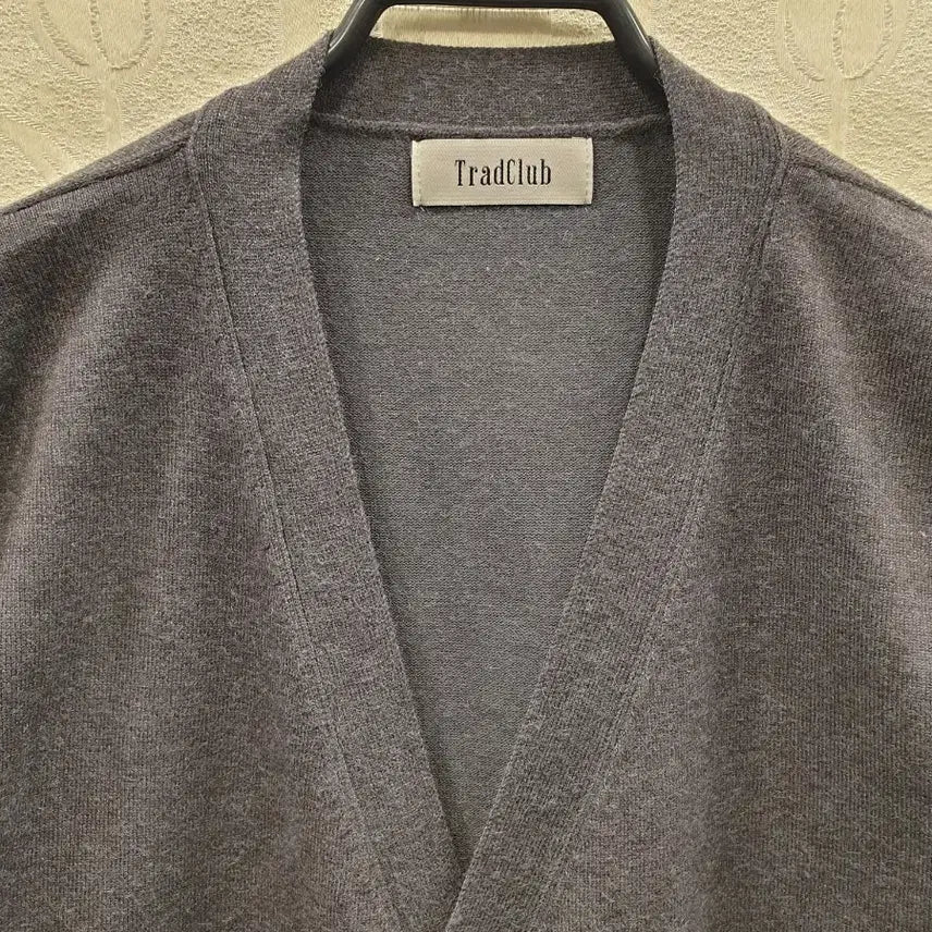 [BUNJANG] TradClub Charcoal XL Cardigan / TradClub 차콜 사이즈 가디건 105