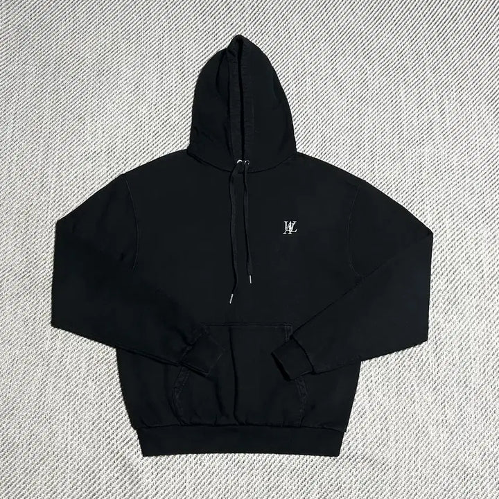 [BUNJANG] Wooalong Black Signature Hoodie / [L] Wooalong 우알롱 블랙 시그니처 후드티