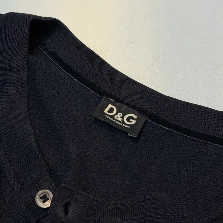 [BUNJANG] Dolce &amp; Gabbana Archive Henley Neck T-shirt Navy / 00s 돌체앤가바나 아카이브 헨리넥 티셔츠 네이비
