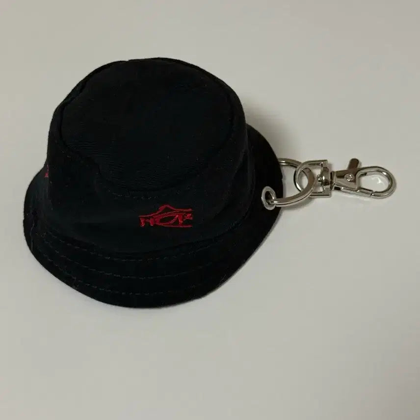 [BUNJANG] Stray Kids SKZ-REUNION Pop-Up Hat Keyring / 스트레이키즈 스키즈 합 팝업 모자키링