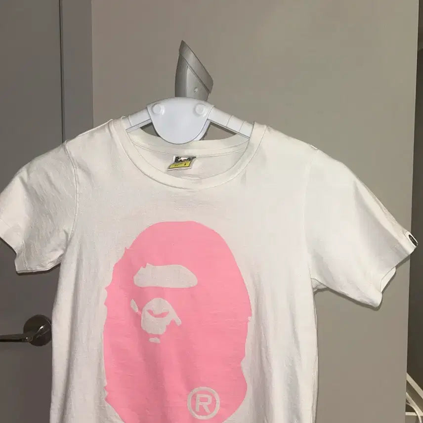 [BUNJANG] BAPE Pink Logo T-shirt / BAPE 베이프 티셔츠 핑크 로고