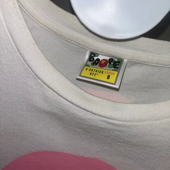 [BUNJANG] BAPE Pink Logo T-shirt / BAPE 베이프 티셔츠 핑크 로고