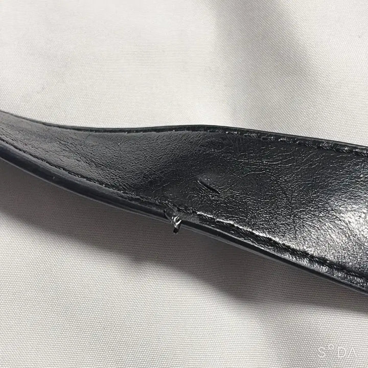 [SOLD OUT] 루에브르 삭드자뎅 소가죽 숄더백