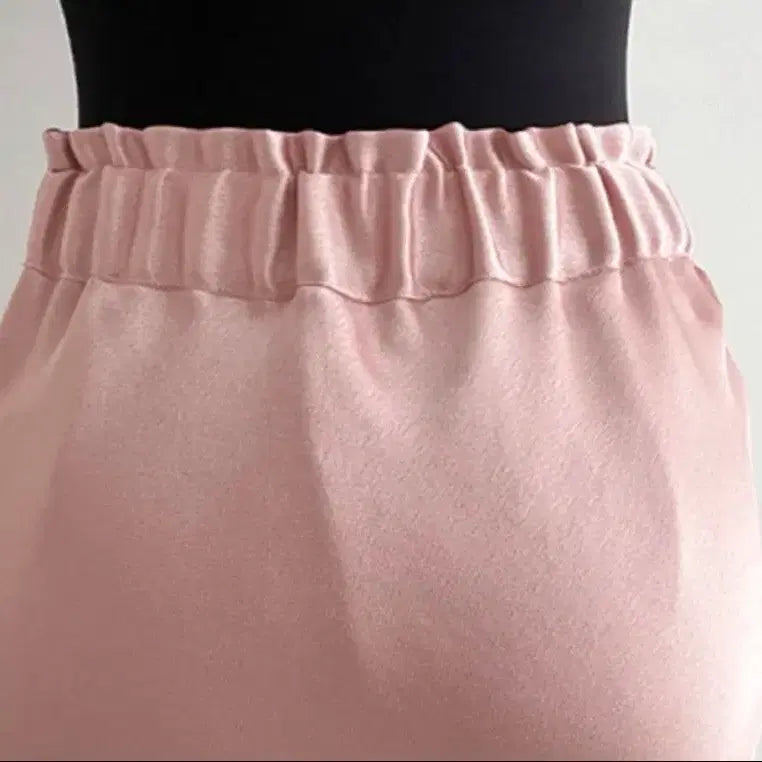 [BUNJANG] Classic Blanc Satin Mermaid Long Skirt / 클래식블랑 새틴 머메이드 뒷밴딩 롱스커트 블랙 에이블리 지그재그