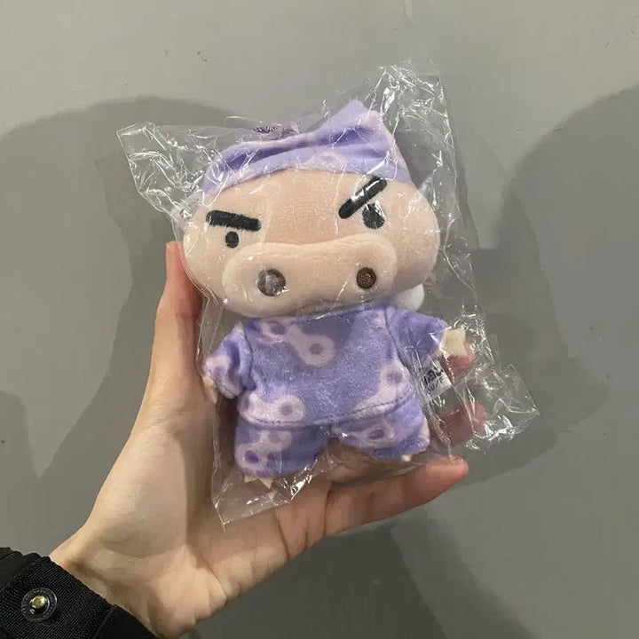 [BUNJANG] Crayon Shin-chan Pajama Plush Keychain (Authentic Japanese) / 짱구 부리부리 파자마 잠옷 인형 키링 (일본정품)
