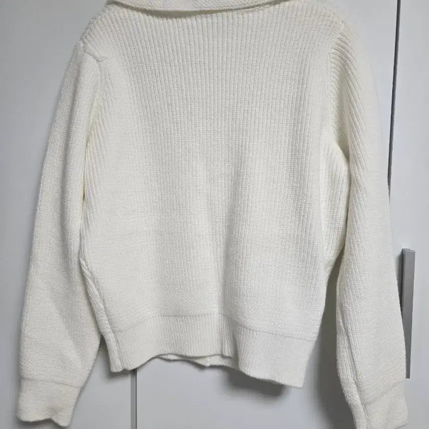 [SOLD OUT] 아이보리 카라넥 니트 가디건 M 새상품