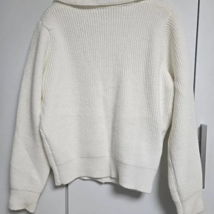 [SOLD OUT] 아이보리 카라넥 니트 가디건 M 새상품