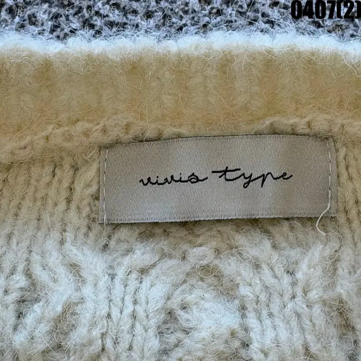 [BUNJANG] Ivory Cable Knit Sweater / 아이보리 리본 장식 케이블 니트 s