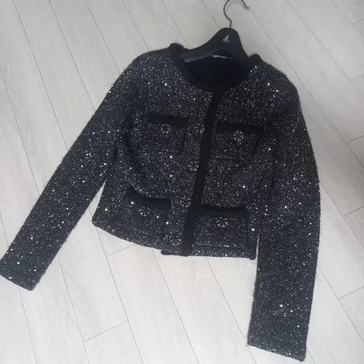 [SOLD OUT] (최종) 수입의류 셀포st. 시퀸 기모 가디건 S 연말룩