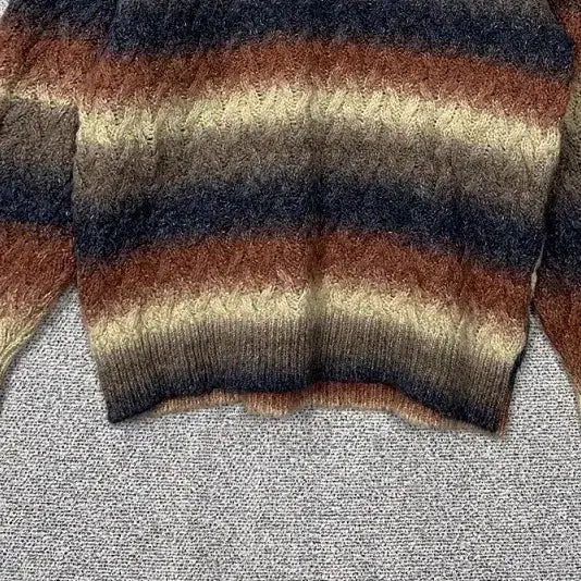 [BUNJANG] ZARA Vintage Pattern Knit L / 자라 빈티지 패턴 니트 L