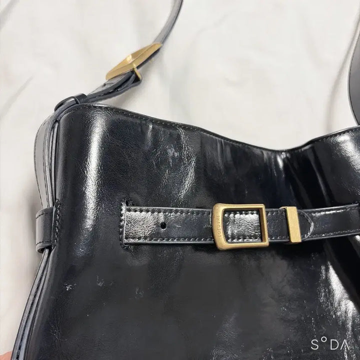 [SOLD OUT] LOEUVRE 루에브르 삭드 생 뛰 블랙 숄더백