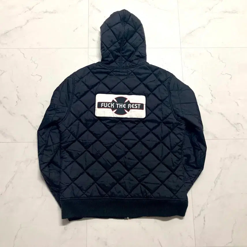 [BUNJANG] Supreme x Independent Quilted Hoodie Jacket / 슈프림x인디펜던트 15FW 퀼팅 후드 집업 자켓 L, 100-105