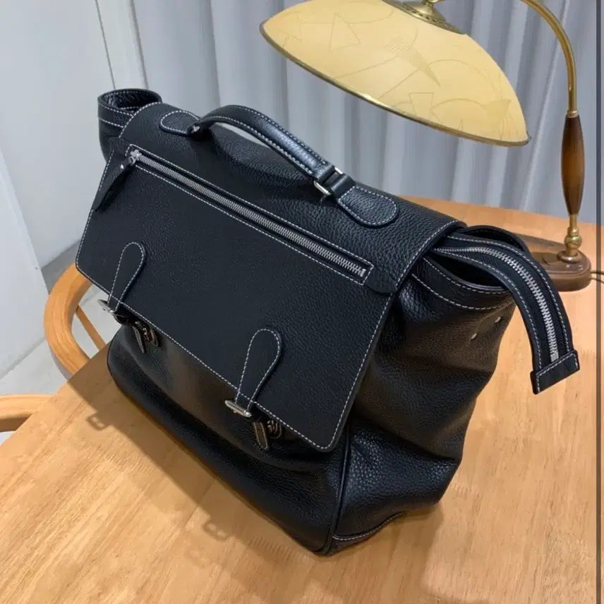[SOLD OUT] 이얼즈어고 레더 토트백 02