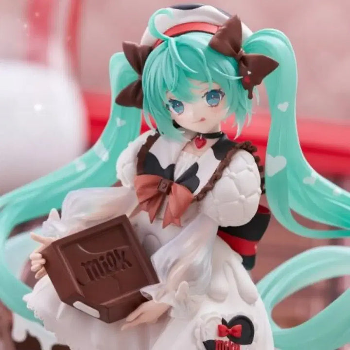 [BUNJANG] Hatsune Miku Tyrol Chocolate Figure / [미개봉] 하츠네 미쿠 피규어 티롤 초콜릿
