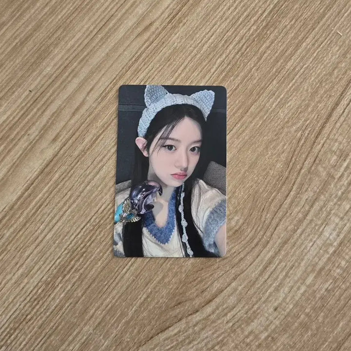[BUNJANG] ILLIT Minju ISWE Photocard / 아일릿 민주 bomb 이즈위 포카(최저가)