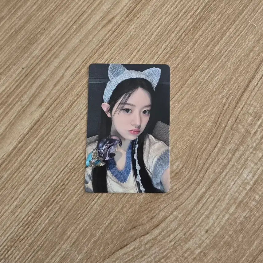 [BUNJANG] ILLIT Minju ISWE Photocard / 아일릿 민주 bomb 이즈위 포카(최저가)