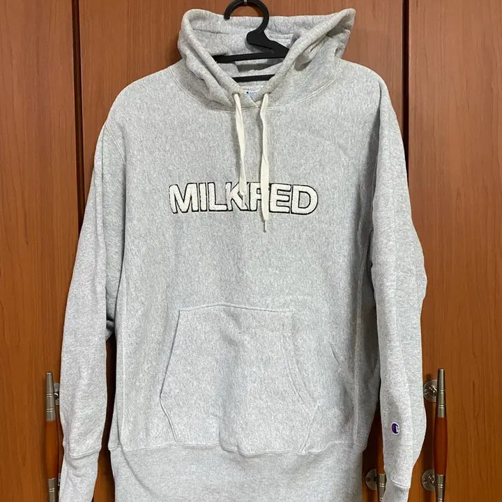 [BUNJANG] Champion MILKFED Collaboration Hoodie (M) / [CHAMPION] 챔피온 MILKFED 콜라보 후드티 M사이즈