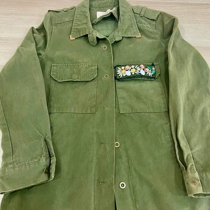 [BUNJANG] Military Jacket with Cubic Embellishments / 큐빅 장식 밀리터리 자켓