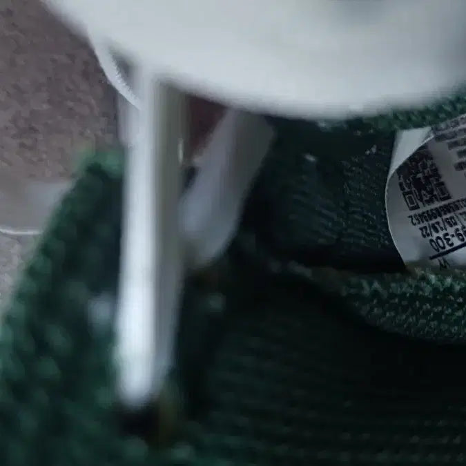 [BUNJANG] Nike Dunk High Retro Noble Green Sneakers / 나이키 덩크 하이 레트로 노블 그린 255mm