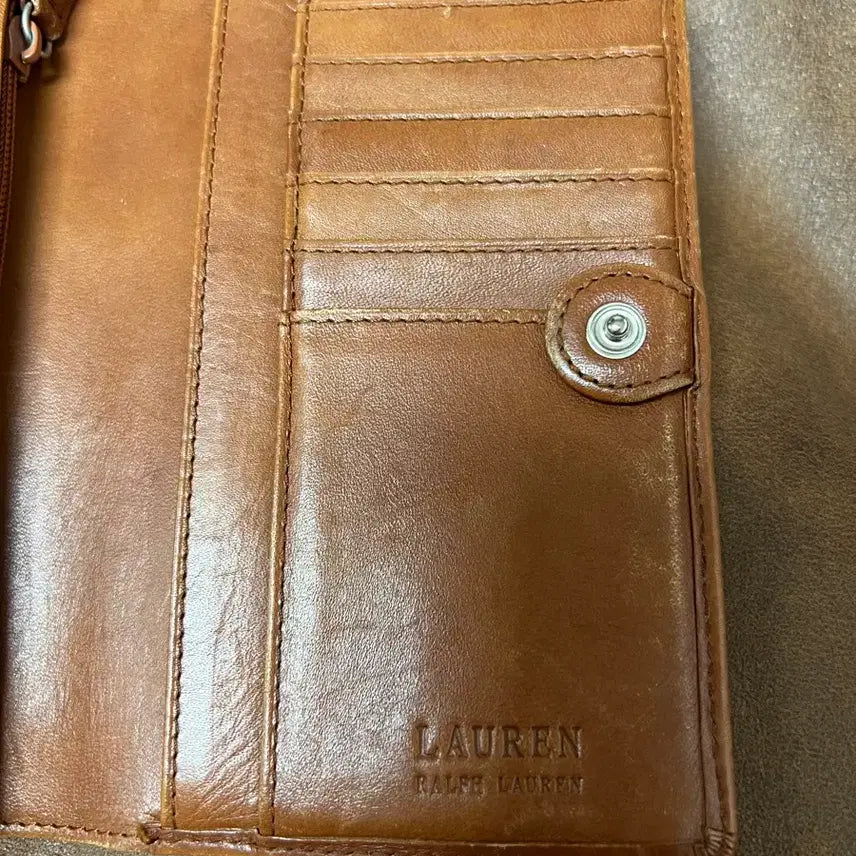 [BUNJANG] LAUREN RALPH LAUREN Vintage Brown Leather Bi-fold Wallet / 랄프로렌 로렌 여성 빈티지 브라운 레더 중지갑
