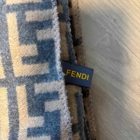 [BUNJANG] Fendi FF Logo Wool Scarf / 펜디 FF 로고 울 머플러