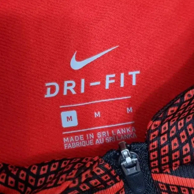 [BUNJANG] Nike Running Kenya National Team Kipchoge Long-Sleeve T-Shirt / 나이키 러닝 케냐 국대 티셔츠 킵초게