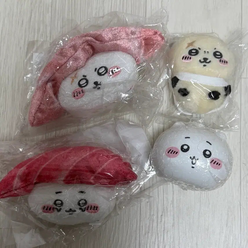 [BUNJANG] Chikawa Otter Sushi Kuji Bundle Set / 치이카와 랏코 스시 쿠지 미개봉 앉은 랏코 가챠 누이 일괄 양도합니다