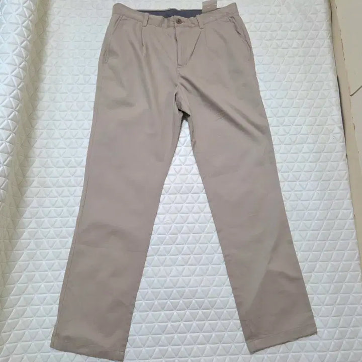 [SOLD OUT] 33 새상품 남성 면바지 84 베이지색 바지 캐주얼 남자 바지 새제품