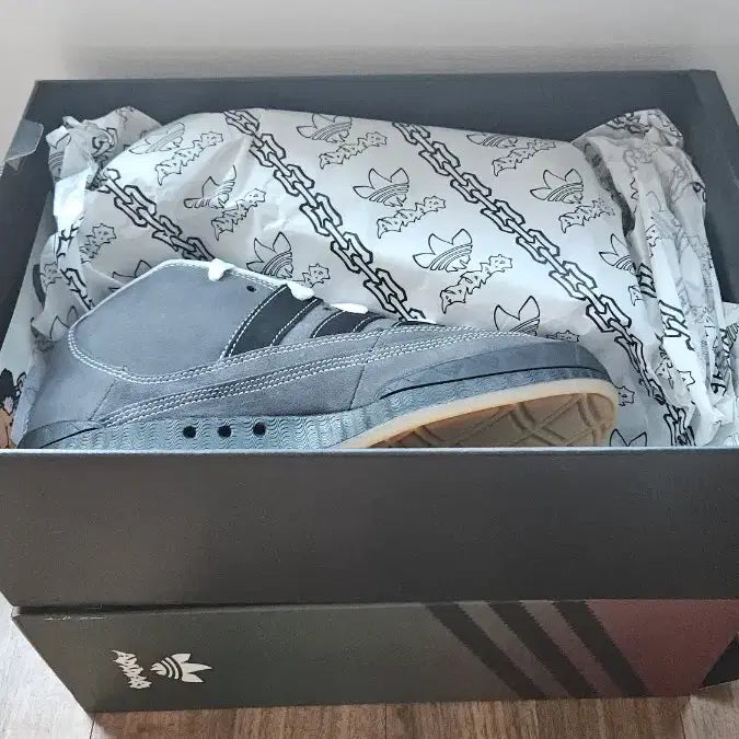 [BUNJANG] Adidas Adimatic Mid Gray Sneakers / 아디다스 Adimatic Mid 회색 새상품 박스풀