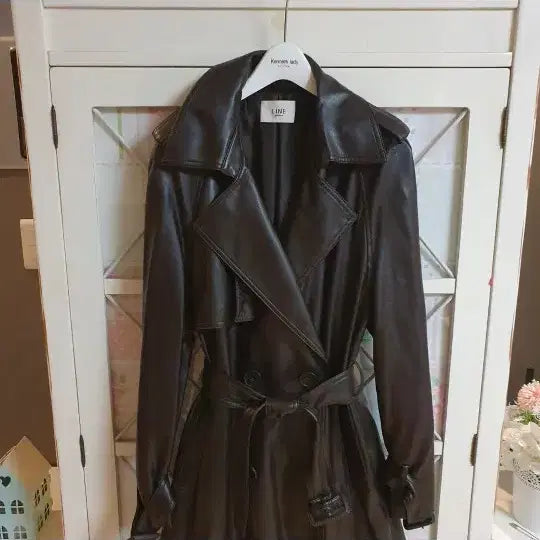 [BUNJANG] Line Leather Trench Coat / Line 레더 트렌치코트/55-정66