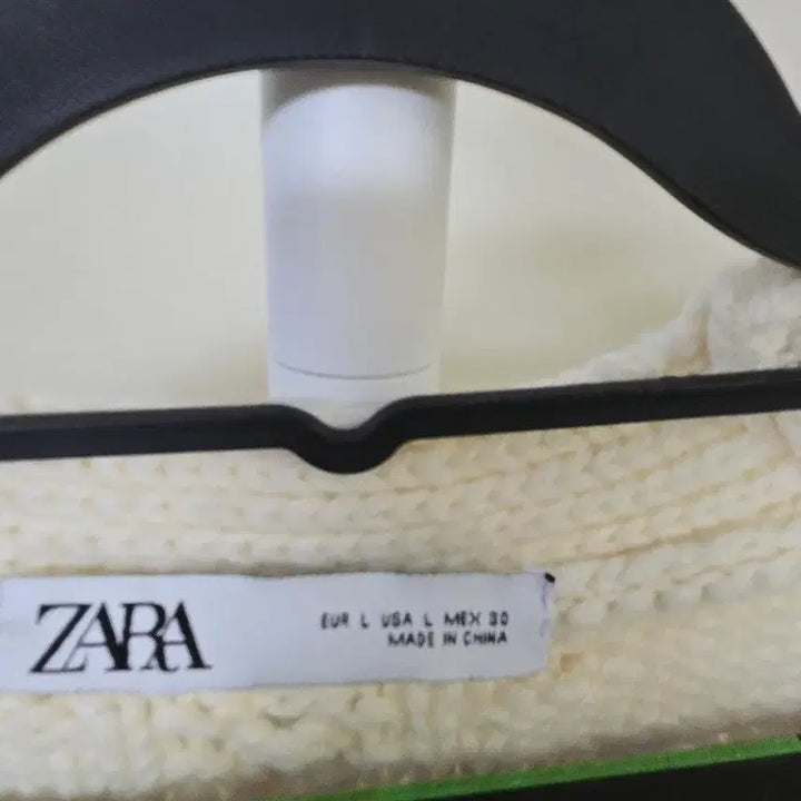 [BUNJANG] ZARA Ivory Knit Cardigan / 자라 아이보리 니트 가디건