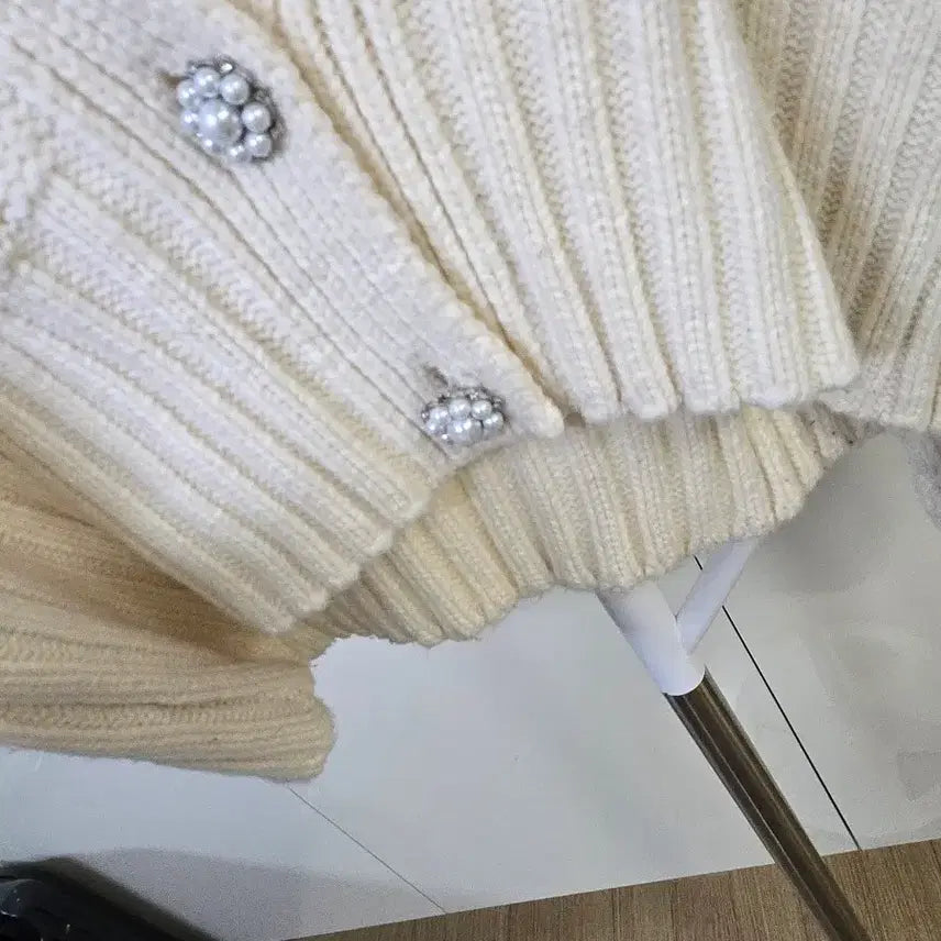 [BUNJANG] ZARA Ivory Knit Cardigan / 자라 아이보리 니트 가디건