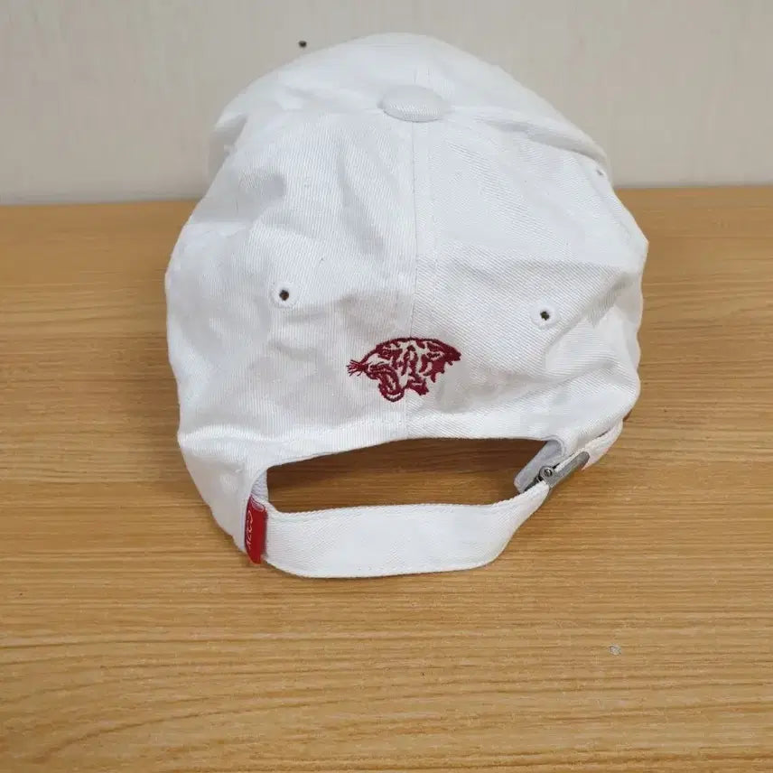 [BUNJANG] Korea University Cap (Size 57-59) / 고려대 캡모자 사이즈 57-59호 판매합니다