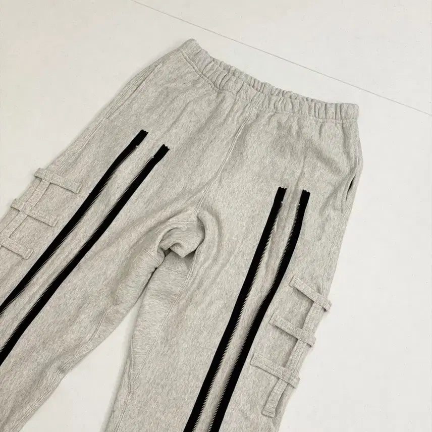 [BUNJANG] The Soloist Bondage Jogger Sweat Pants / [새상품] the soloist 더 솔로이스트 본디지 조거 스웻 팬츠