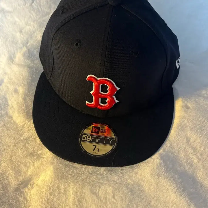 [SOLD OUT] 뉴에라 모자 56.8