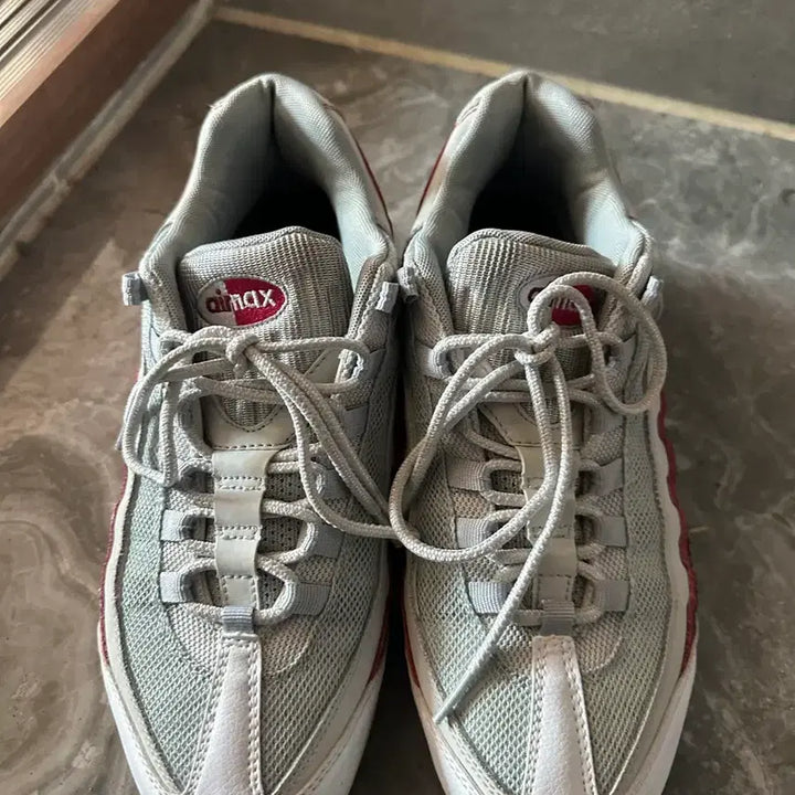 [BUNJANG] Nike Air Max 95 White/Red Sneakers / 290 나이키 에어맥스 95 흰빨