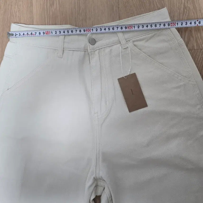 [SOLD OUT] 화이트 와이드 데님 팬츠 M~L 새상품