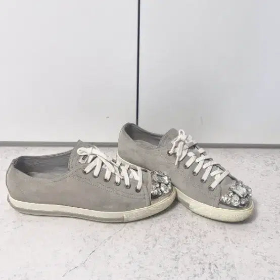 [BUNJANG] Miu Miu Cubic Embellished Sneakers / 정품 미우미우 큐빅 스니커즈 38 (245~250)