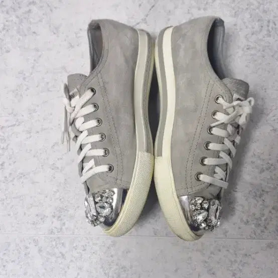 [BUNJANG] Miu Miu Cubic Embellished Sneakers / 정품 미우미우 큐빅 스니커즈 38 (245~250)