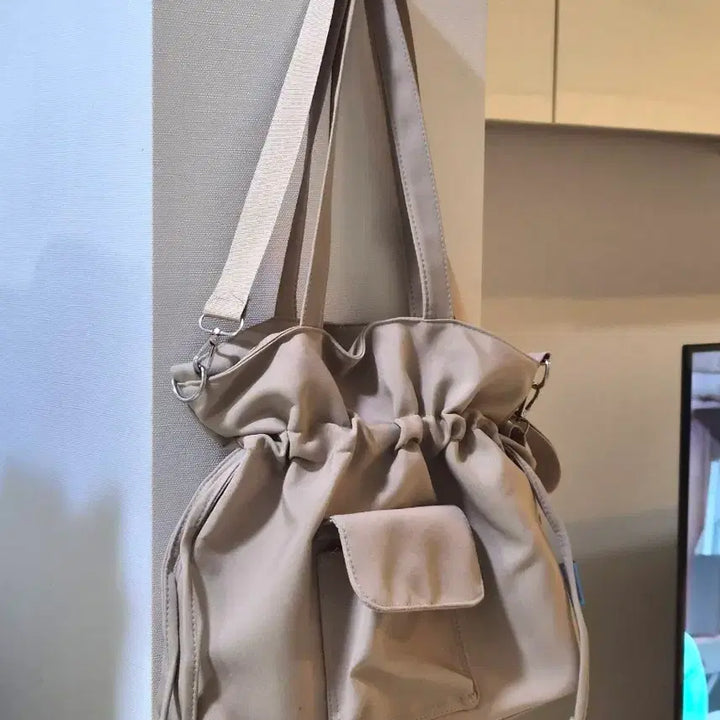 [BUNJANG] Beige Shirring Pocket Shoulder Bag / 새상품 베이지 셔링 포켓 숄더백 토트백 크로스백
