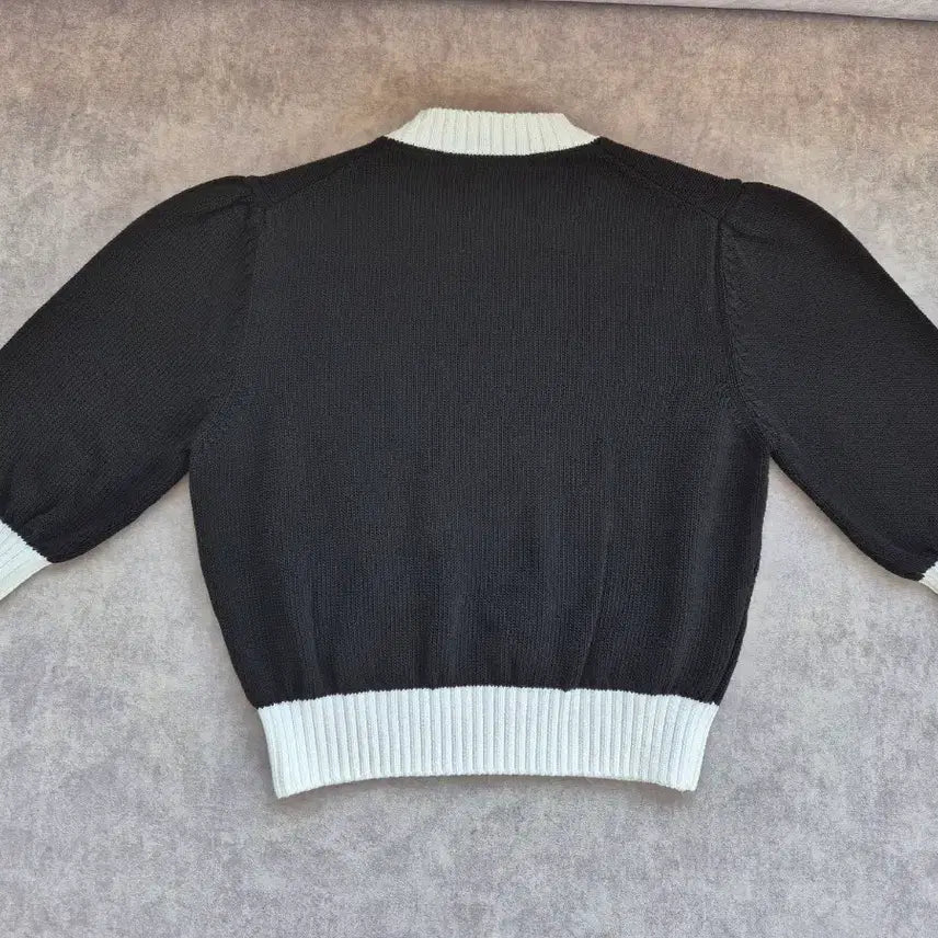 [BUNJANG] Prada Mini Logo Crop Cotton Knit / 프라다 미니로고 크롭 코튼 니트